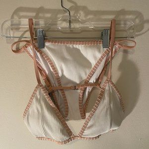 White and pink 2-piece bikini